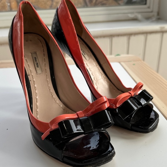 Miu Miu Pink & Black Patent Peep Toe Pumps Size 37